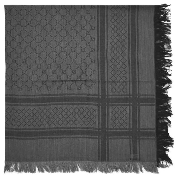 ๐๐ฏ% Auth GUCCI GG Supreme Scarf Black/Grey Wool/Silk - Picture 5 of 8
